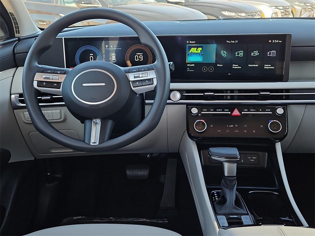 new 2025 Hyundai Tucson car, priced at $30,532