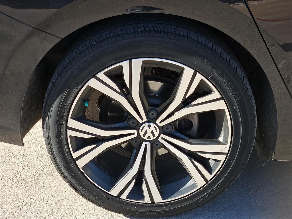 used 2022 Volkswagen Passat car, priced at $17,288