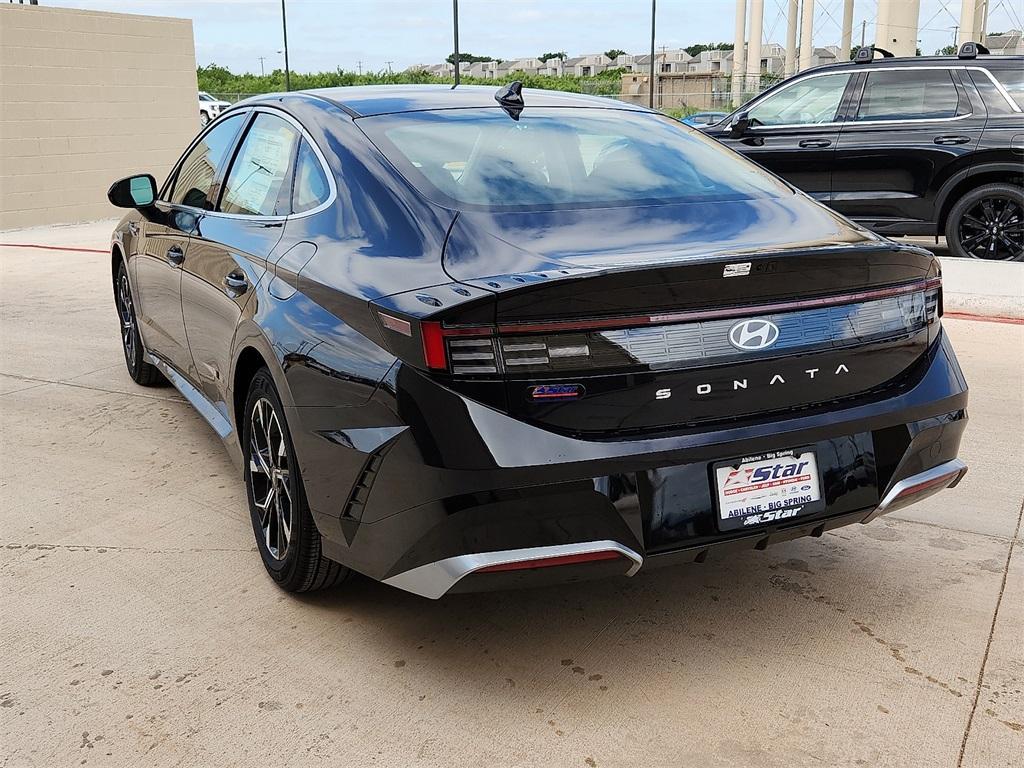 new 2025 Hyundai Sonata car, priced at $28,065