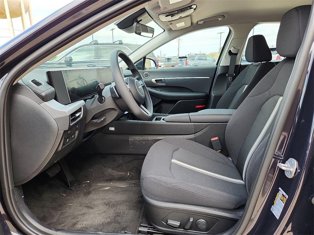 new 2025 Hyundai Sonata car, priced at $28,065