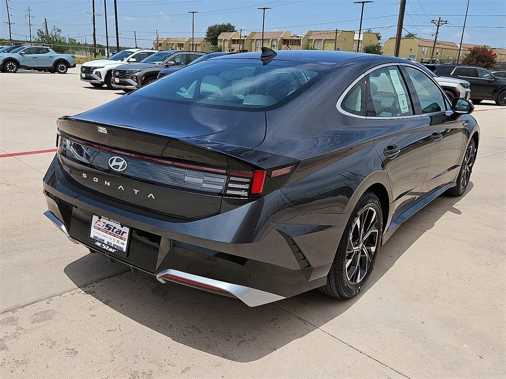 new 2025 Hyundai Sonata car, priced at $28,080