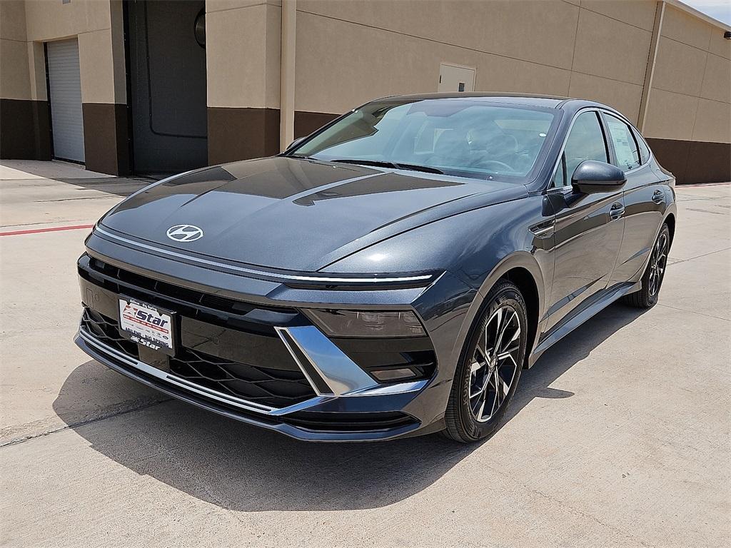 new 2025 Hyundai Sonata car, priced at $28,080