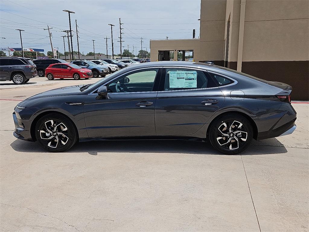 new 2025 Hyundai Sonata car, priced at $28,080