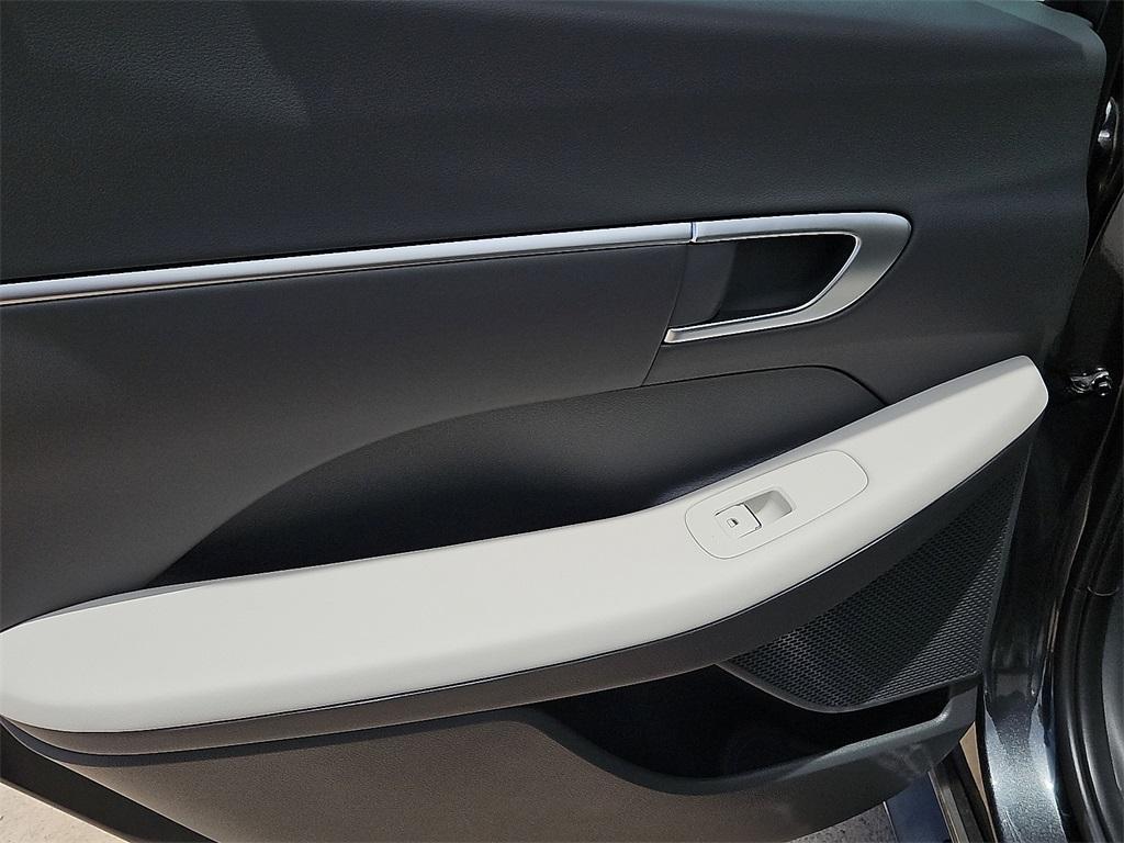 new 2025 Hyundai Sonata car, priced at $28,080