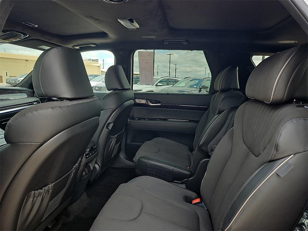 new 2025 Hyundai Palisade car, priced at $54,360
