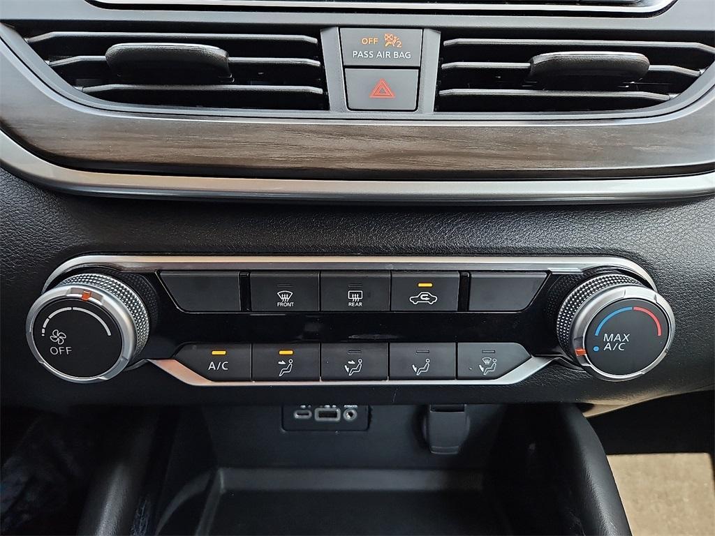 used 2023 Nissan Altima car, priced at $20,588