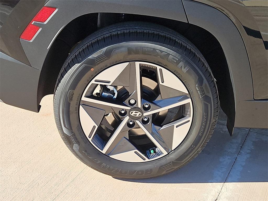 new 2025 Hyundai Tucson car, priced at $32,265