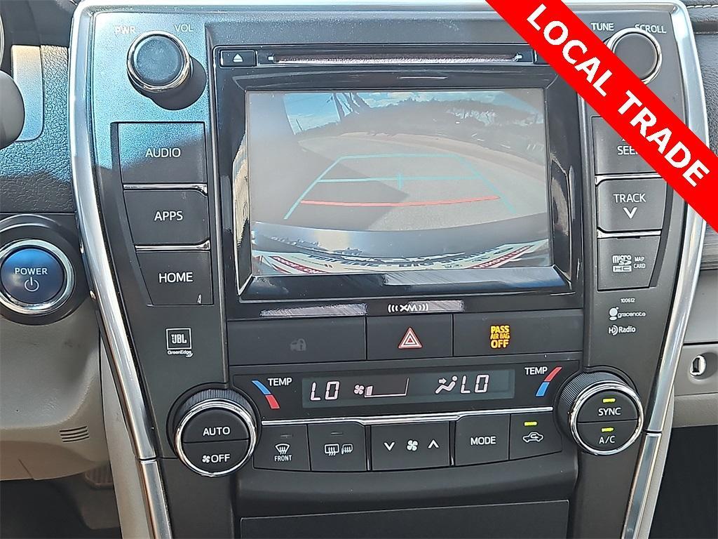 used 2016 Toyota Camry Hybrid car, priced at $12,998