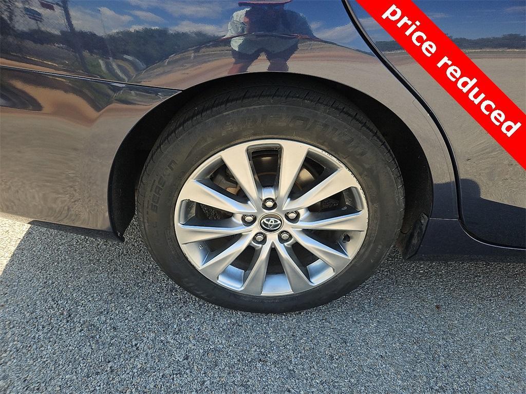 used 2016 Toyota Camry Hybrid car, priced at $12,500