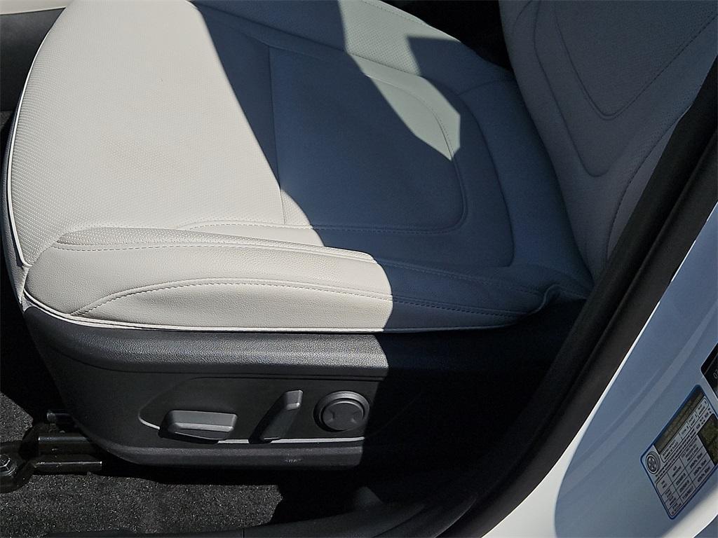 new 2025 Hyundai Tucson car, priced at $32,444