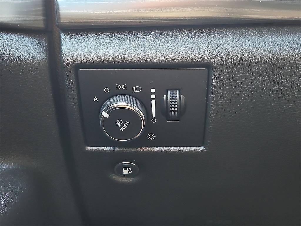 used 2021 Jeep Grand Cherokee car, priced at $24,750