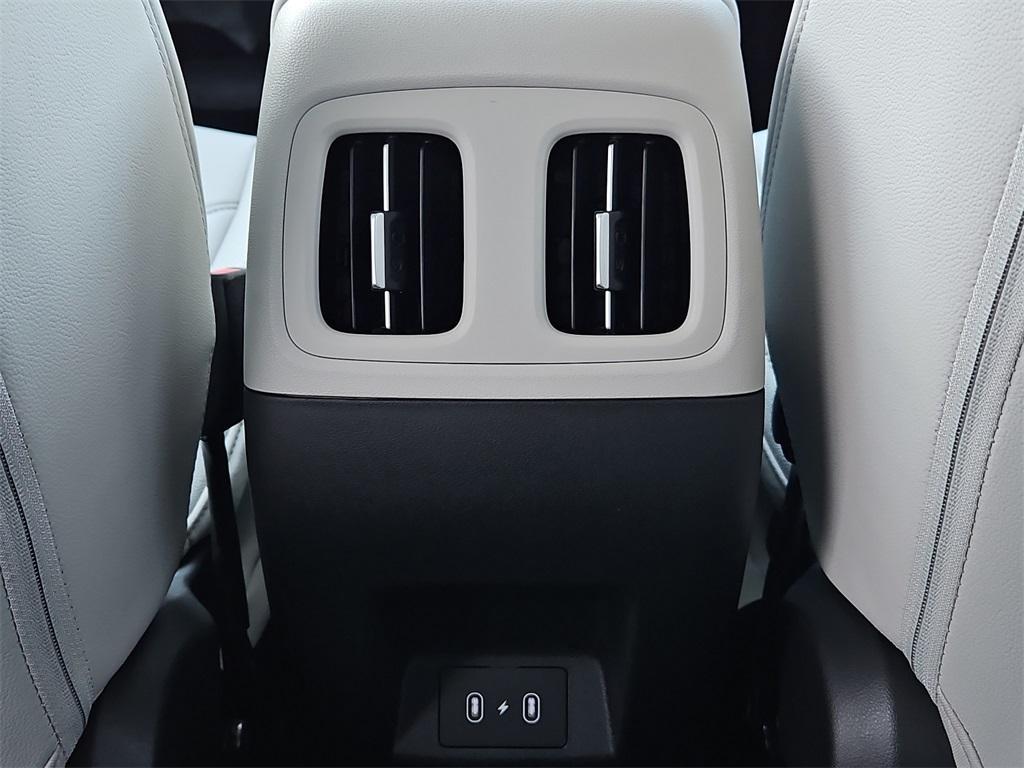 new 2025 Hyundai Tucson car, priced at $32,000