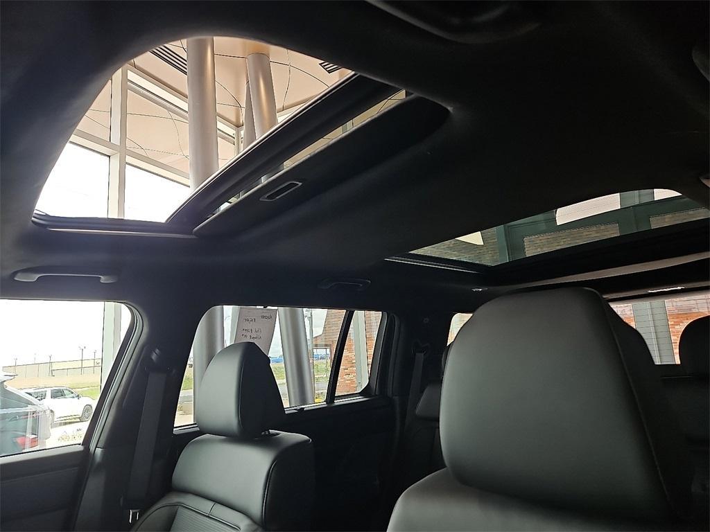 new 2025 Hyundai SANTA FE HEV car, priced at $46,929
