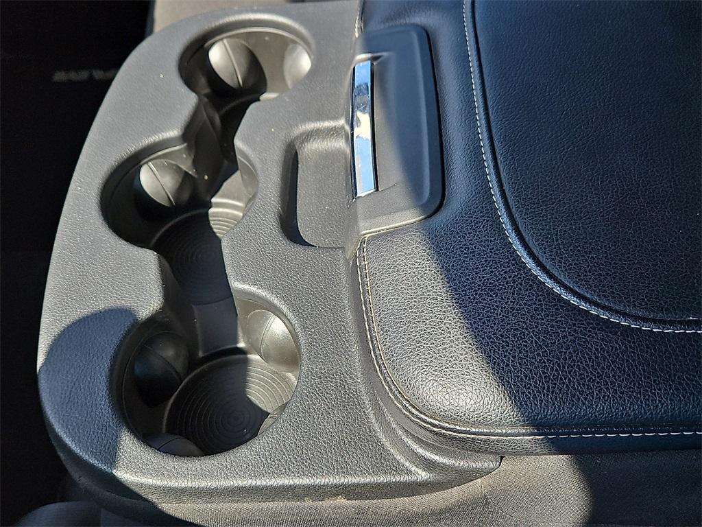 used 2019 Ram 1500 Classic car, priced at $18,977
