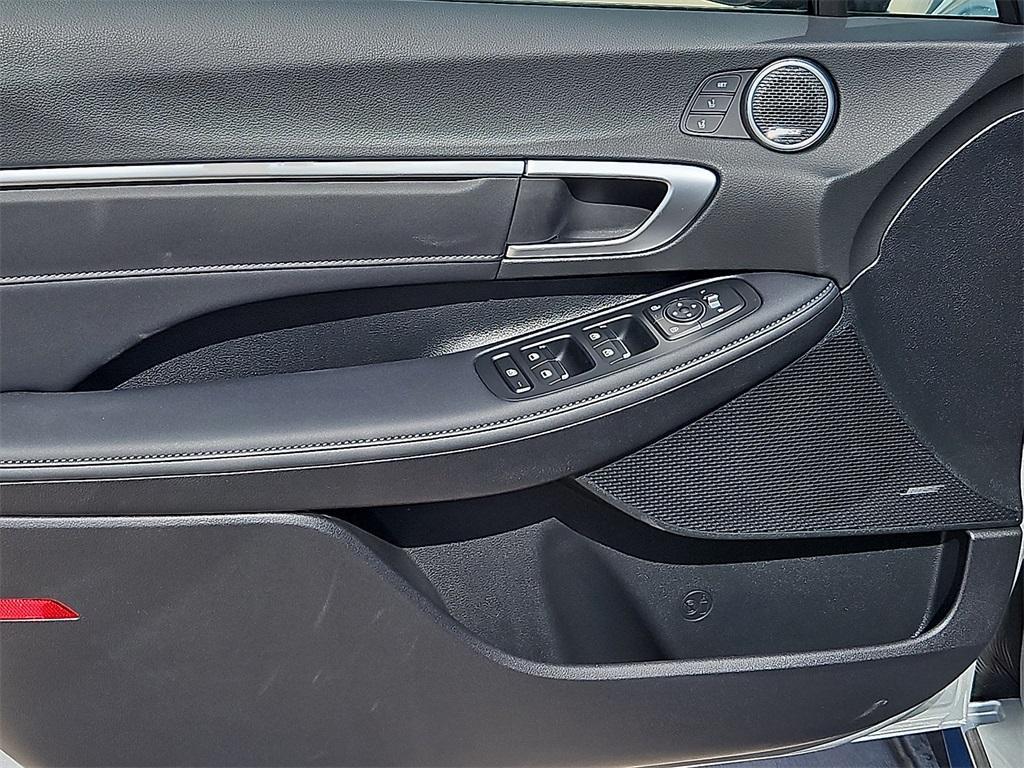 new 2025 Hyundai Sonata Hybrid car, priced at $38,020