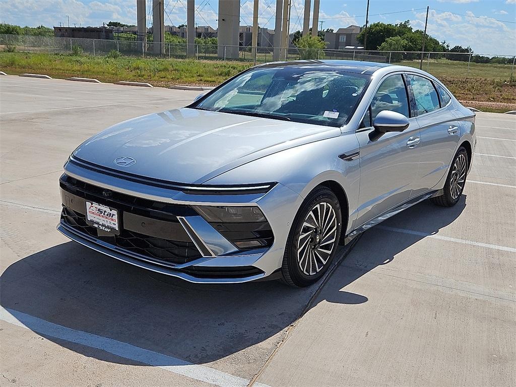 new 2025 Hyundai Sonata Hybrid car, priced at $38,020