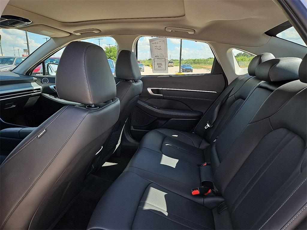 new 2025 Hyundai Sonata Hybrid car, priced at $38,020