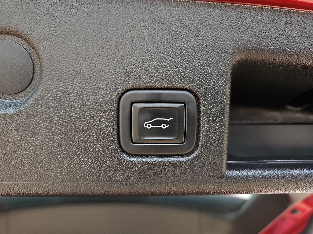 used 2024 Chevrolet Equinox car, priced at $27,488