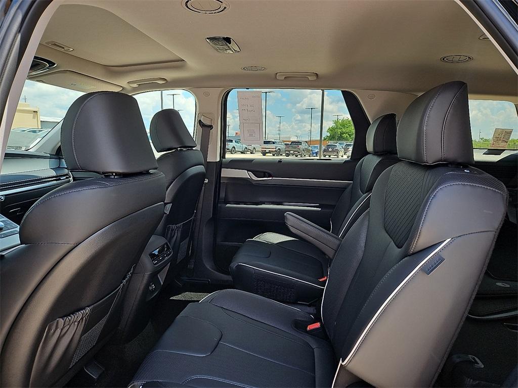 new 2025 Hyundai Palisade car, priced at $45,275