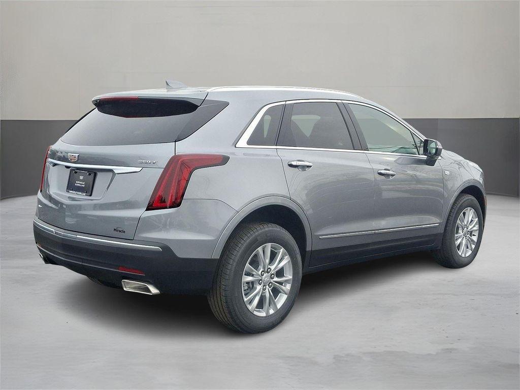 new 2025 Cadillac XT5 car, priced at $47,100