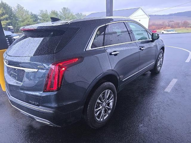 used 2021 Cadillac XT5 car, priced at $30,988