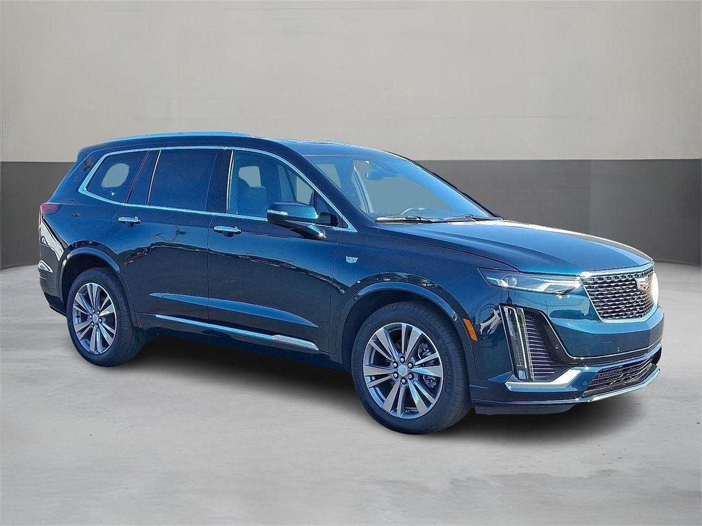 new 2025 Cadillac XT6 car, priced at $58,915