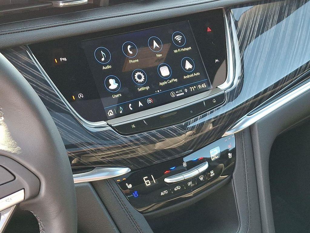 new 2025 Cadillac XT6 car, priced at $58,915