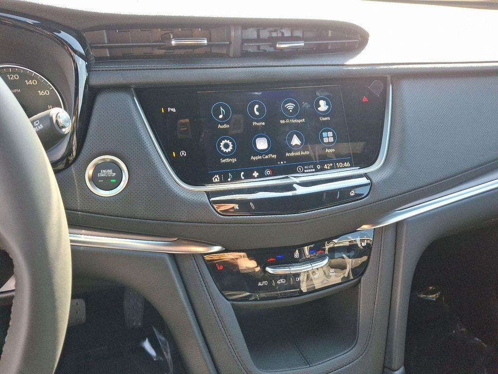 new 2025 Cadillac XT5 car, priced at $47,725