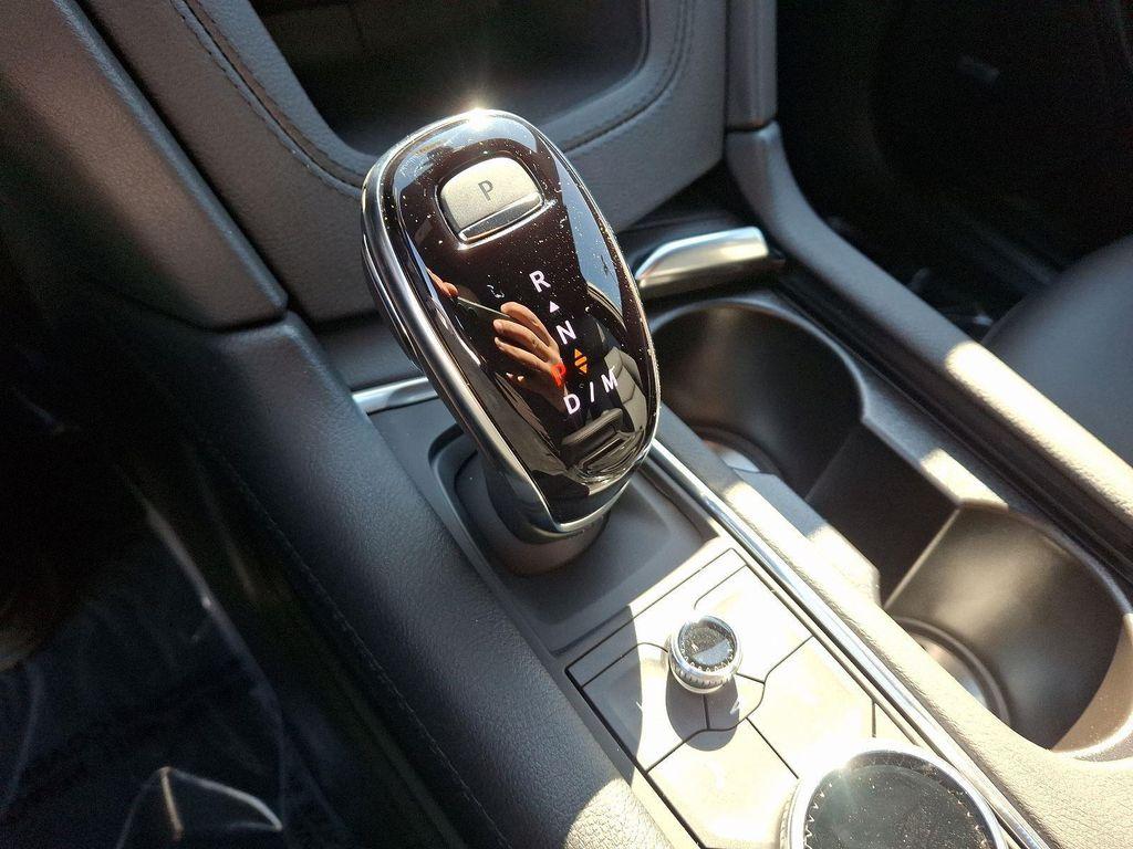 new 2025 Cadillac XT5 car, priced at $47,725