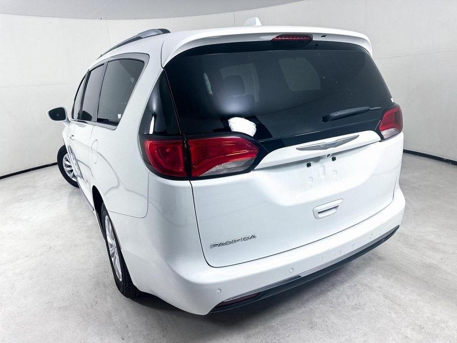 used 2018 Chrysler Pacifica car, priced at $17,800