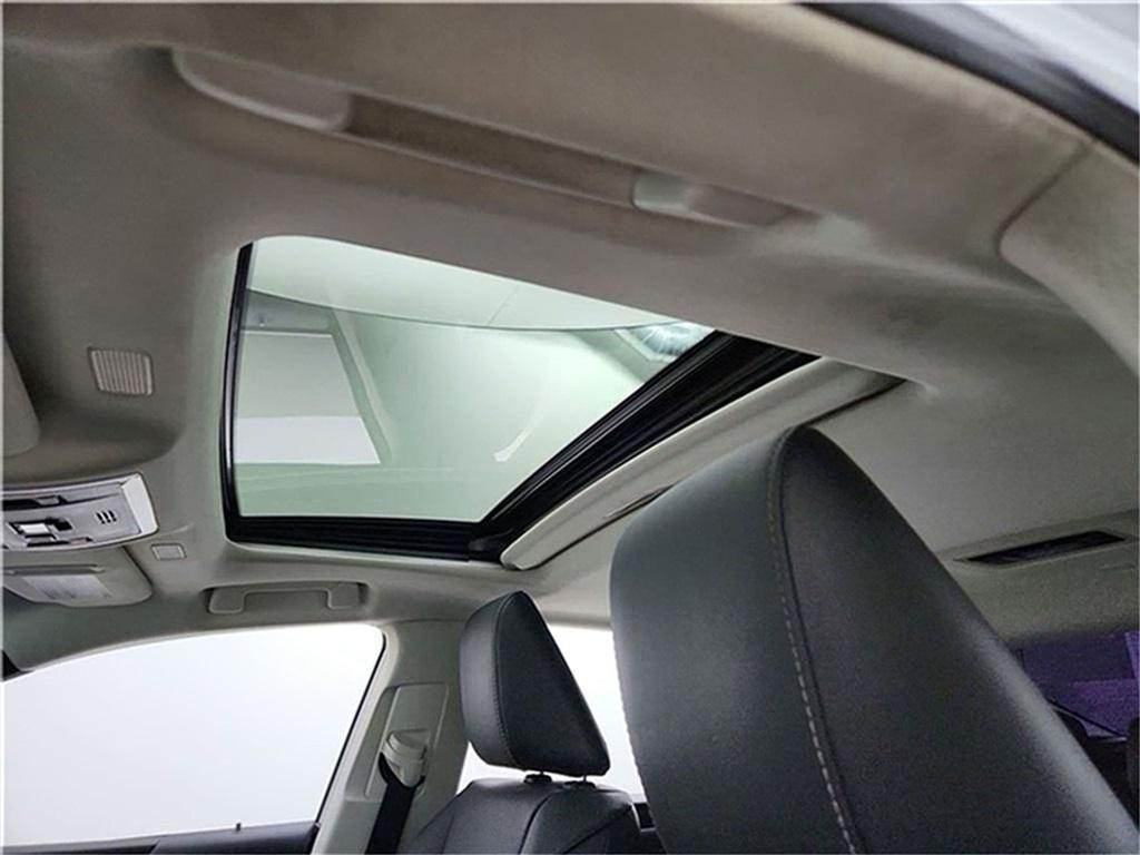 used 2022 Lexus ES 300h car, priced at $31,700