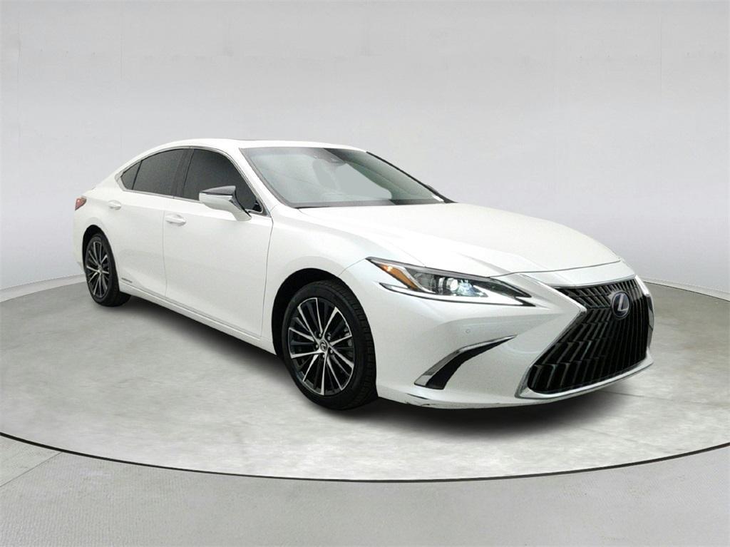 used 2022 Lexus ES 300h car, priced at $34,995