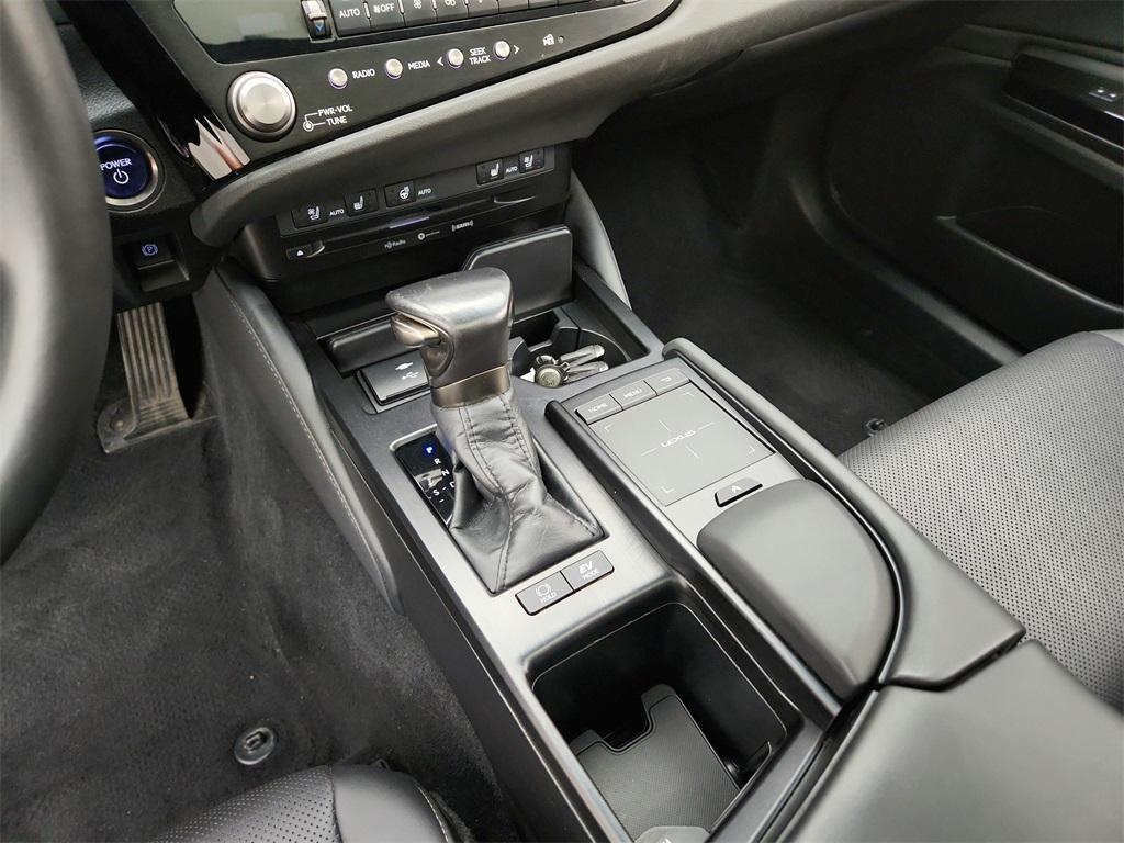 used 2022 Lexus ES 300h car, priced at $34,995