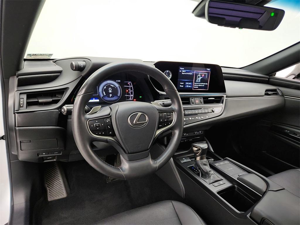 used 2022 Lexus ES 300h car, priced at $34,995