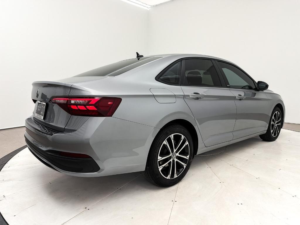 used 2024 Volkswagen Jetta car, priced at $20,997