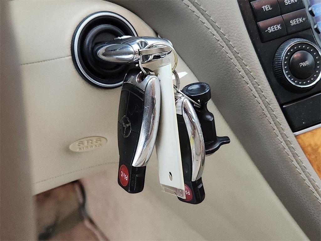 used 2007 Mercedes-Benz SL-Class car, priced at $14,500