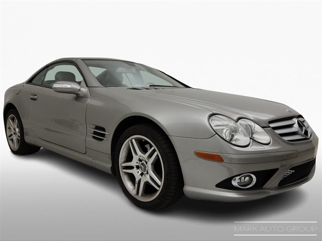 used 2007 Mercedes-Benz SL-Class car, priced at $14,500
