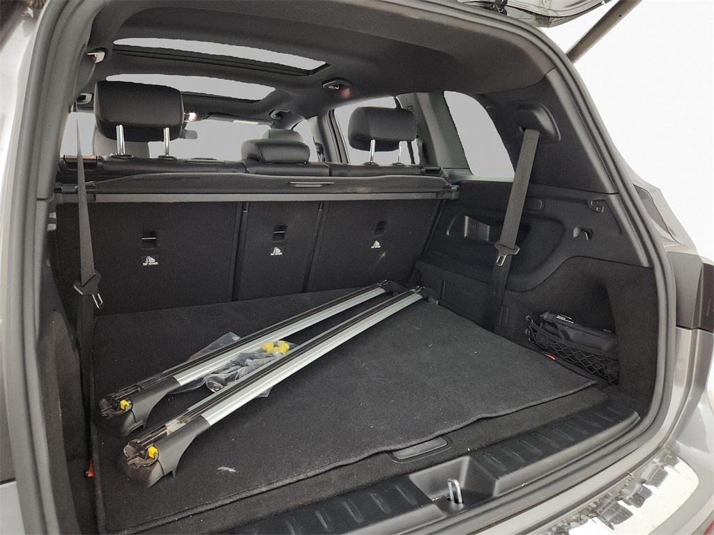 used 2021 Mercedes-Benz GLB 250 car, priced at $24,750