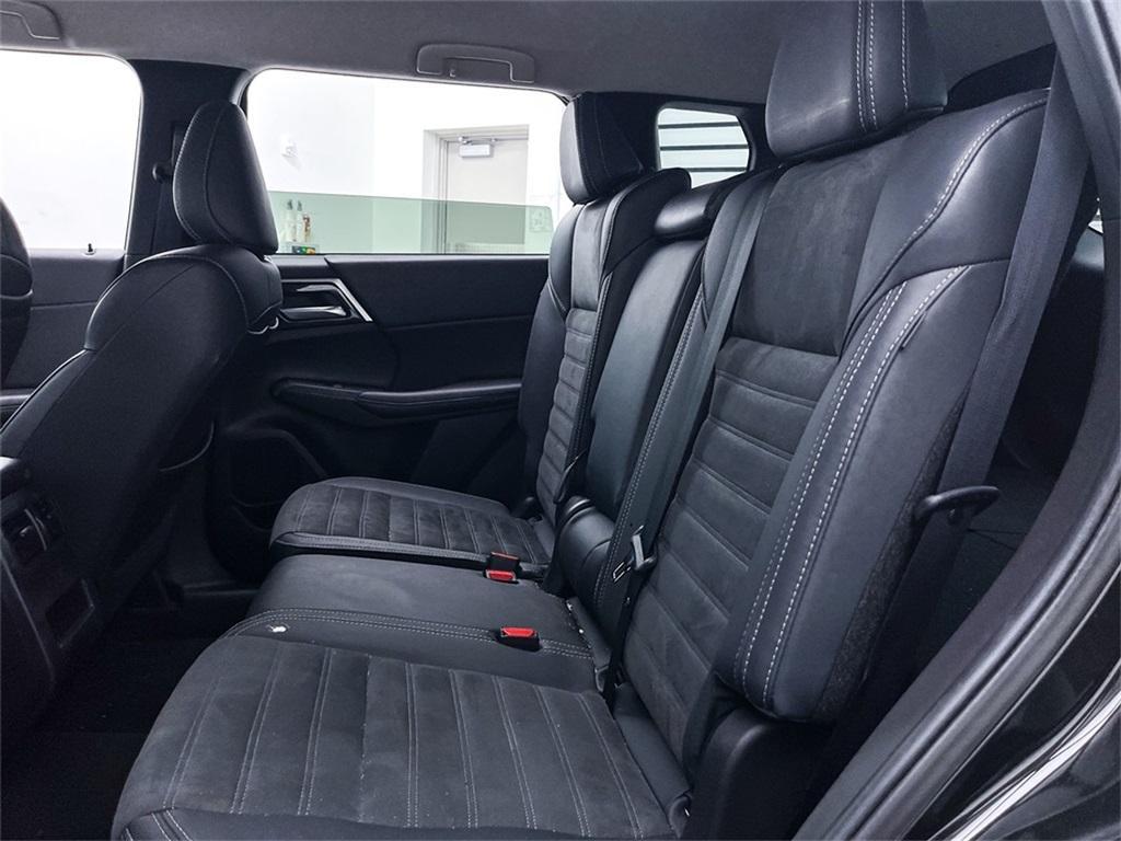 used 2024 Mitsubishi Outlander car, priced at $25,750