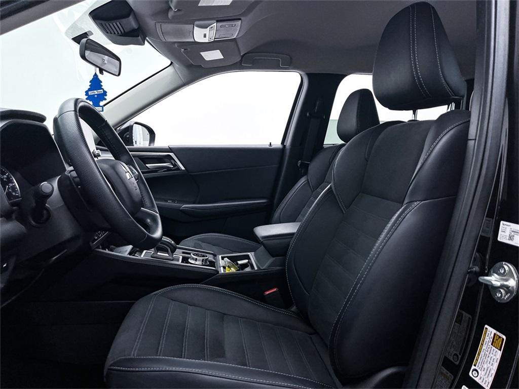 used 2024 Mitsubishi Outlander car, priced at $25,750