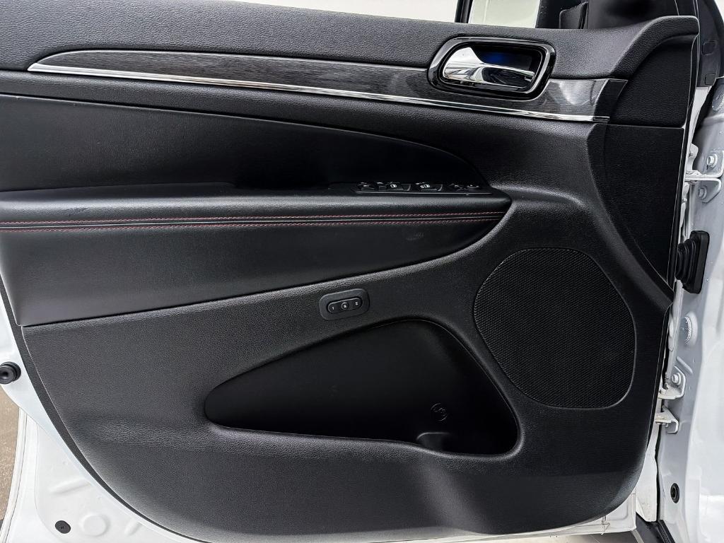 used 2020 Jeep Grand Cherokee car, priced at $25,997