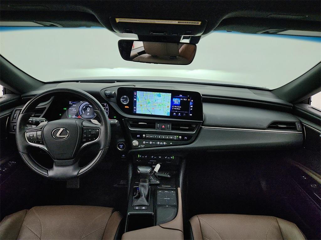 used 2022 Lexus ES 300h car, priced at $29,992