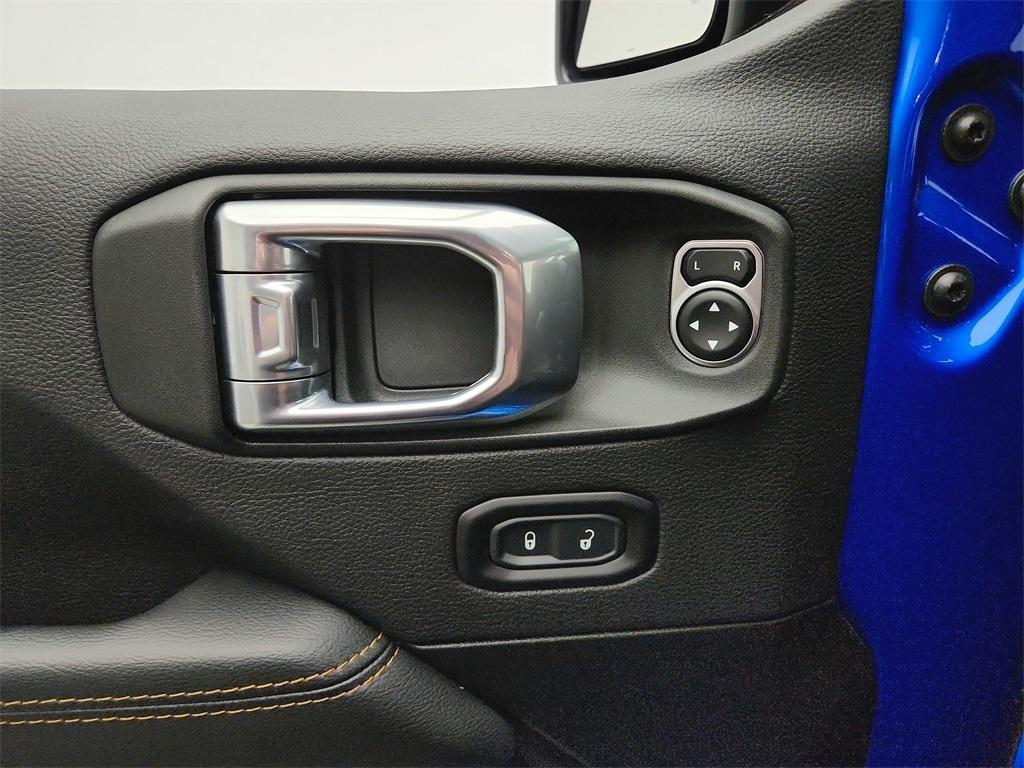 used 2022 Jeep Gladiator car, priced at $37,997
