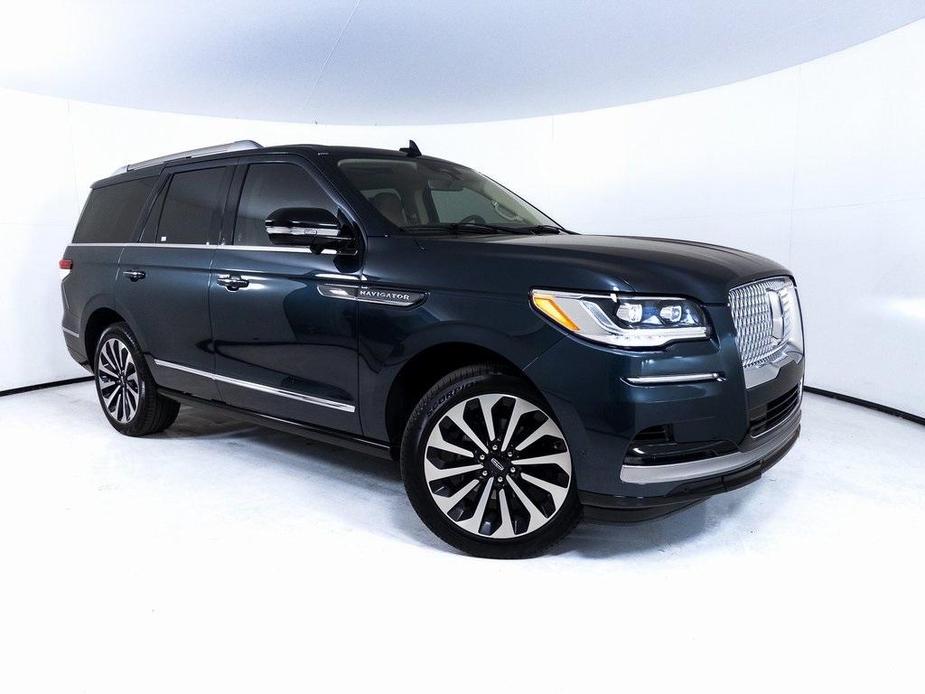 used 2022 Lincoln Navigator car, priced at $66,970