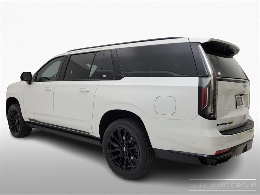 used 2023 Cadillac Escalade ESV car, priced at $75,950