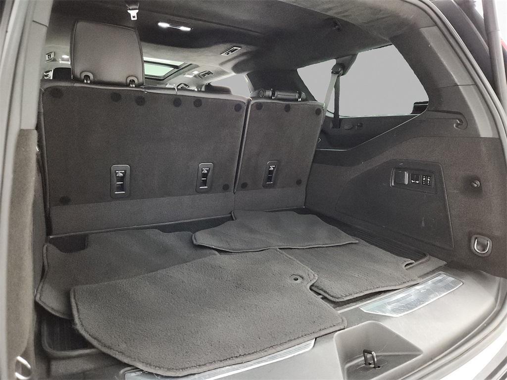 used 2023 Cadillac Escalade ESV car, priced at $75,950