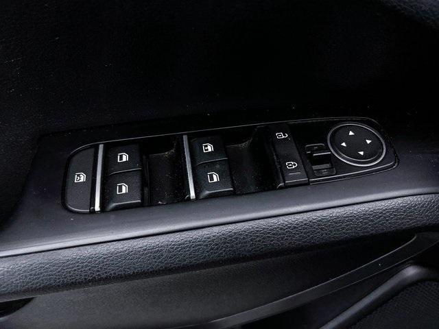 used 2021 Kia Soul car, priced at $15,992