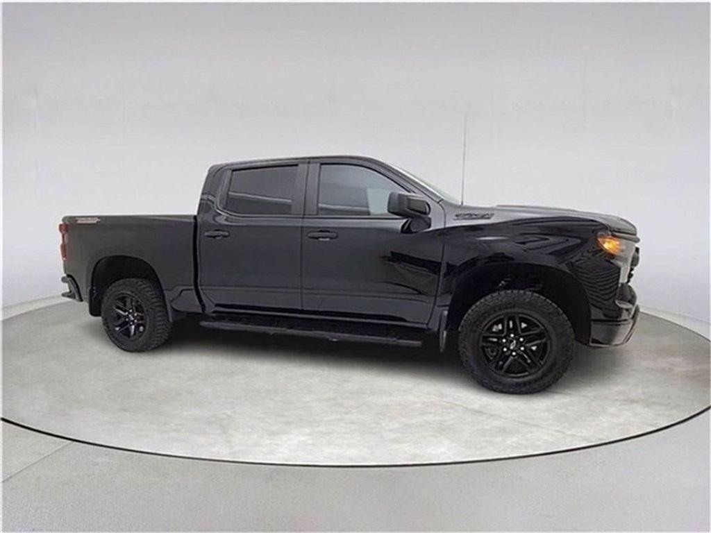 used 2024 Chevrolet Silverado 1500 car, priced at $43,990