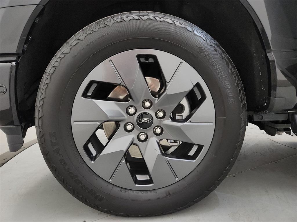 used 2022 Ford F-150 Lightning car, priced at $43,997