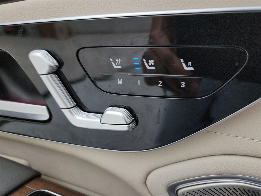 used 2022 Mercedes-Benz EQS 580 car, priced at $54,997
